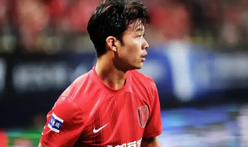 九游体育-浓眉哥迎来三赛季出色发挥，巴塞罗那观众热烈欢呼！-九游体育