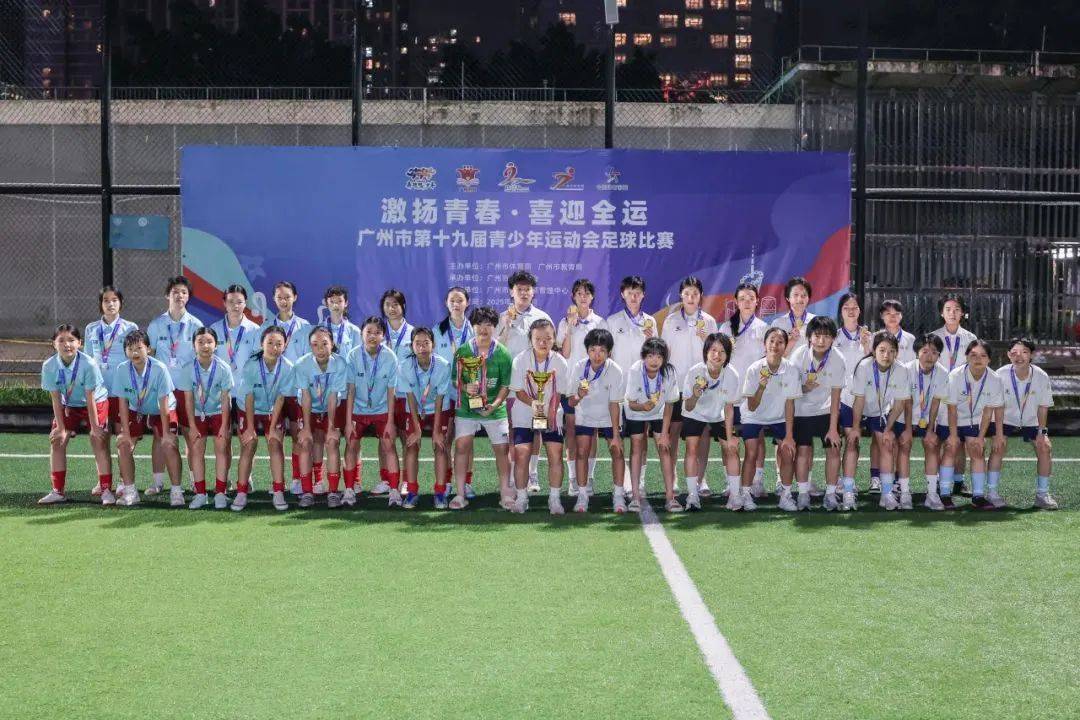 中国队前途光明！，Doinb新星比赛规则变更表现突出气势如虹延续