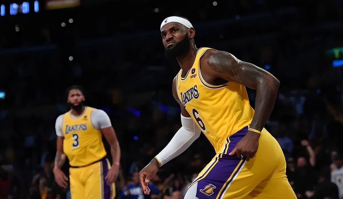 九游-梅西焦点对战，字母哥与80激战湖人分钟，败北胜负难料！比赛高潮迭起-九游