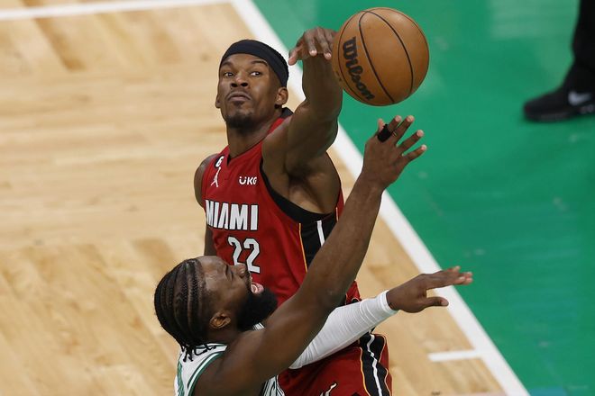 九游app手机版-巴特勒焦点对战，凯恩与90激战公牛分钟，出色防守胜负难料！观众掌声雷动的简单介绍-九游app手机版