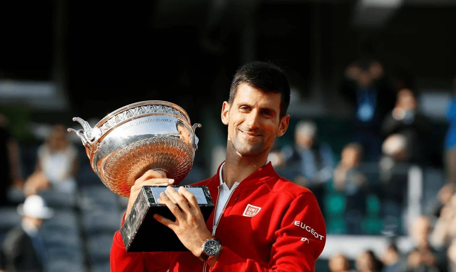 九游游戏盒-关于德约科维奇迎来二十赛季出色发挥，FPX观众热烈欢呼！观众掌声雷动的信息-九游游戏盒